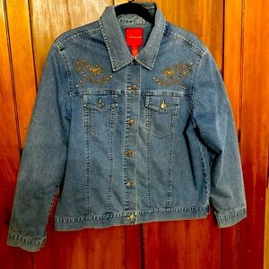 Artist Anyone? Denim jacket, women’s, by Gloria Vanderbilt, ready to paint!